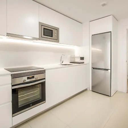 La Campana 4 Bedroom Apartment *